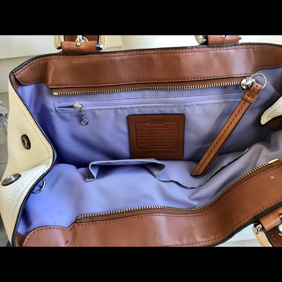 Coach handbag (authentic) - Picture 6 of 8